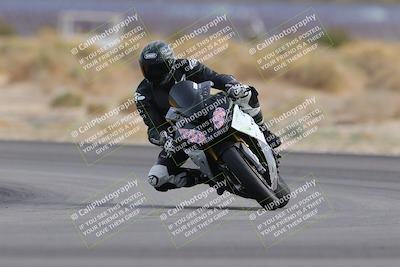 media/Dec-17-2022-SoCal Trackdays (Sat) [[224abd9271]]/Turn 16 (210pm)/